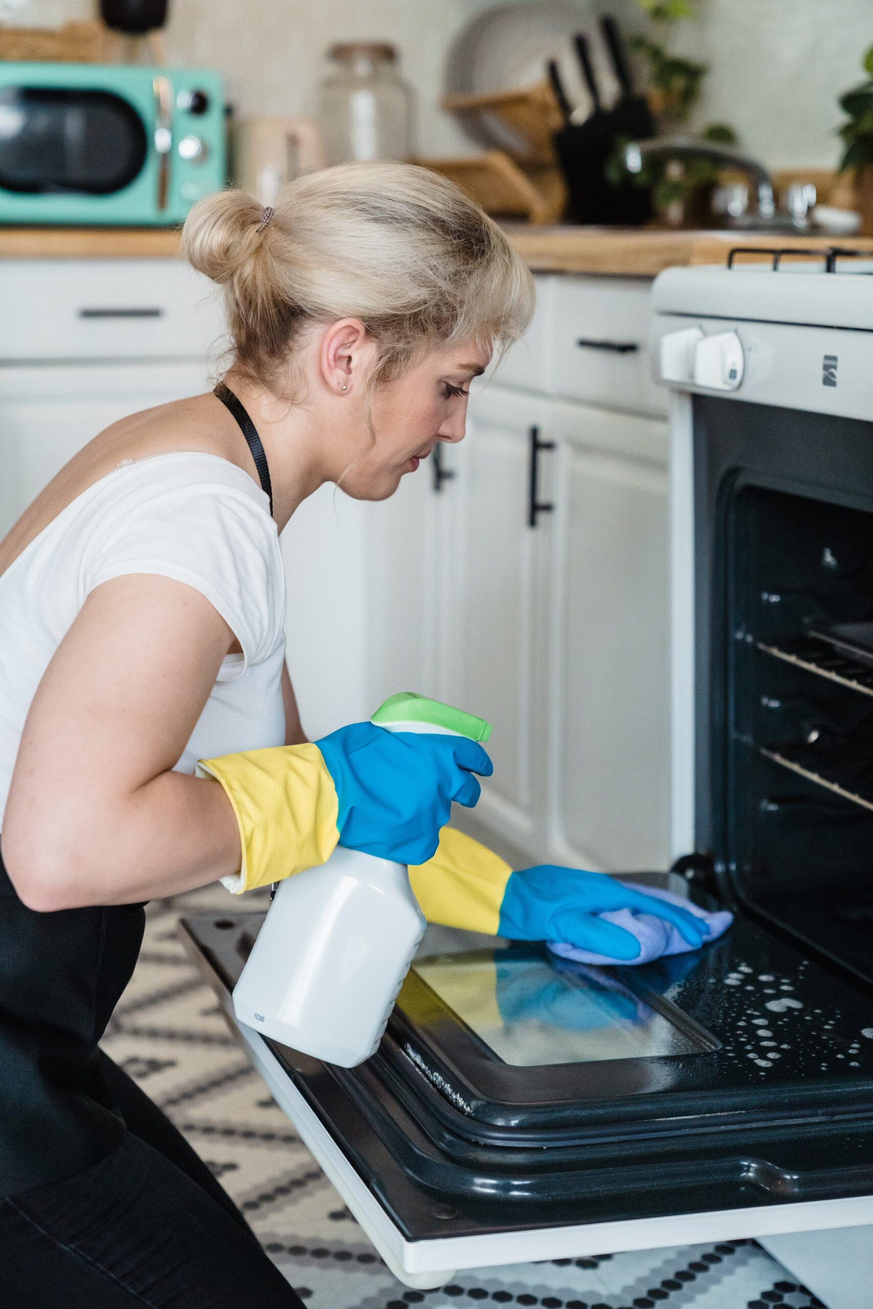 The Professionals Guide to Kitchen Cleaning
