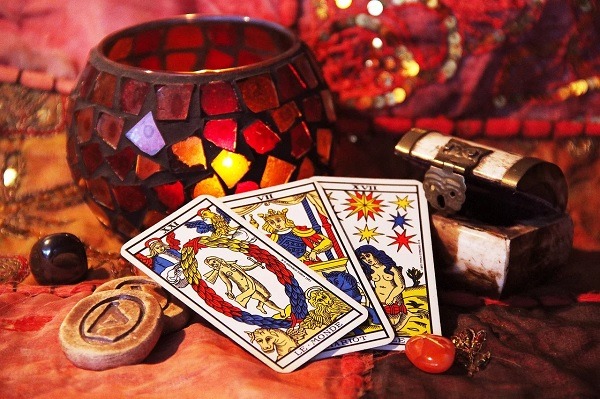 The Mysterious World Of Tarot Card