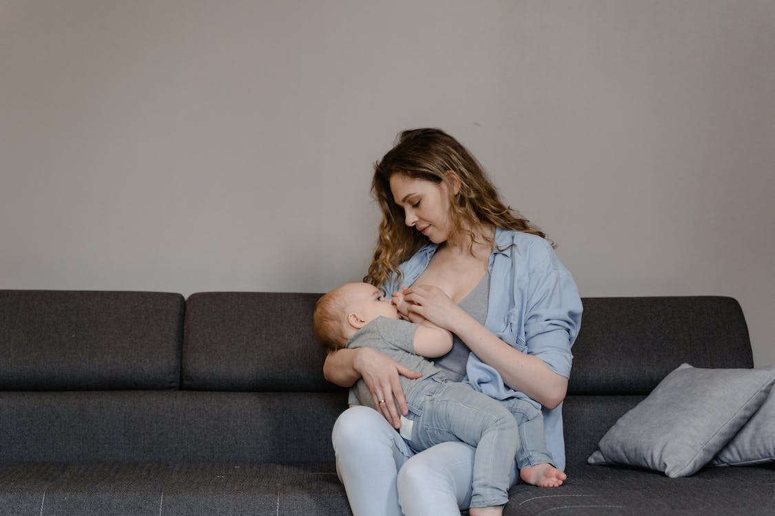 Breastfeeding with implants Safe