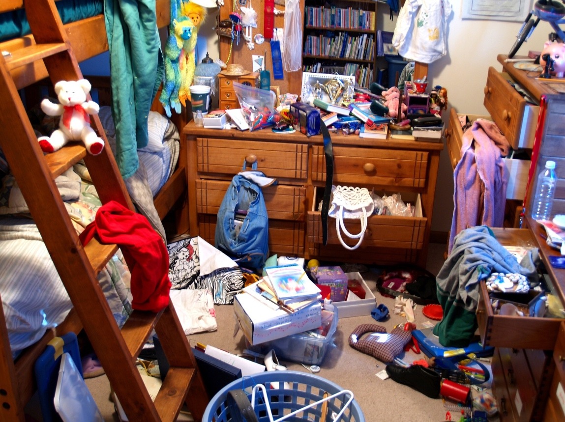 How to Reduce Clutter in Your Home