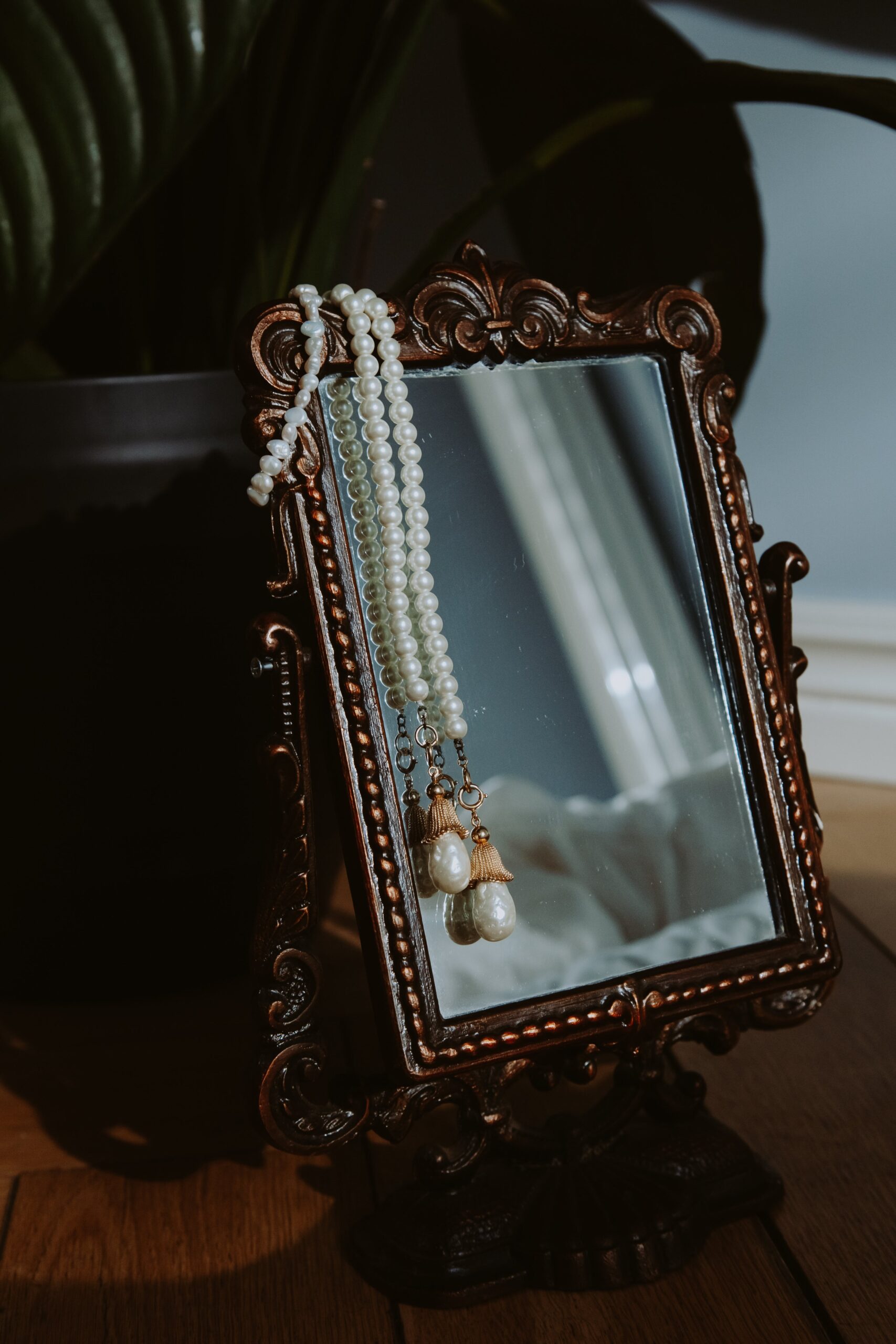 Top Things to Look for when Using Antique Mirror Glass