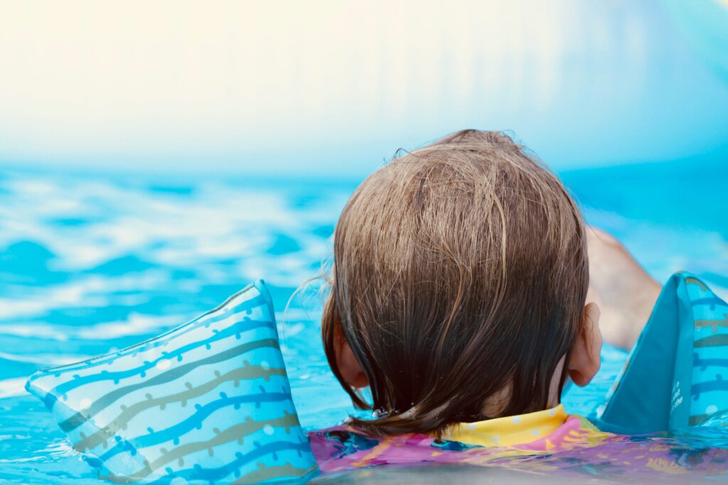 A kid in a pool image