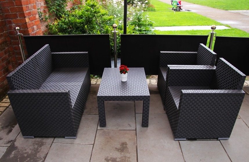 5 Tips for Choosing the Right Furniture for Your Outdoor Space in Brisbane
