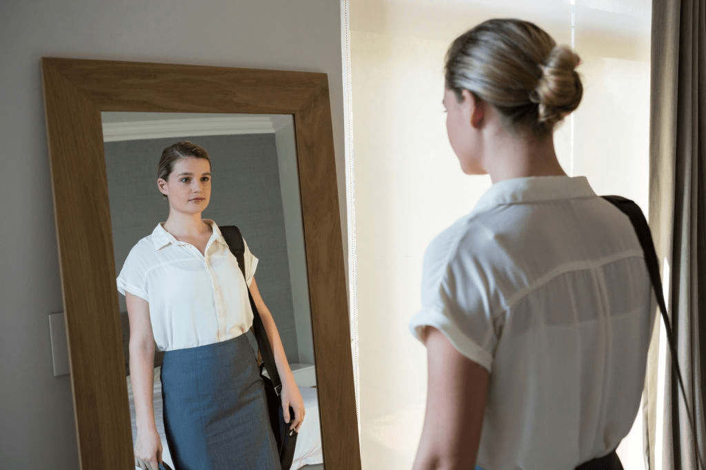 Why Standing Mirror is more Functional