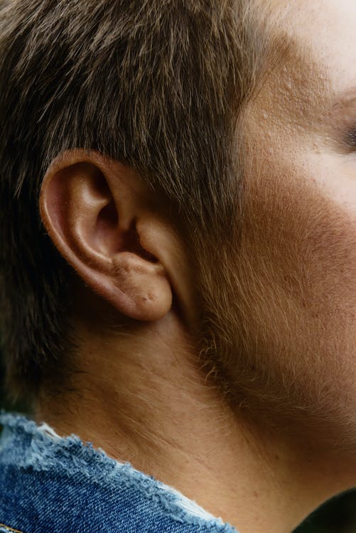 Why opt for a professional ear cleaning method