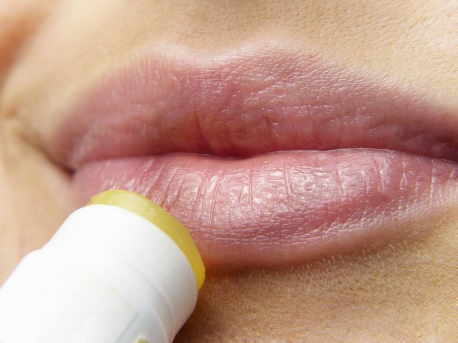 Important Facts To Consider While Selecting Manuka Honey Lip Balm