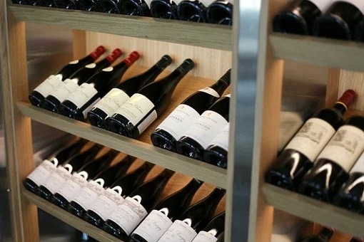 Handy Tips That Will Help You Store Wine at Home