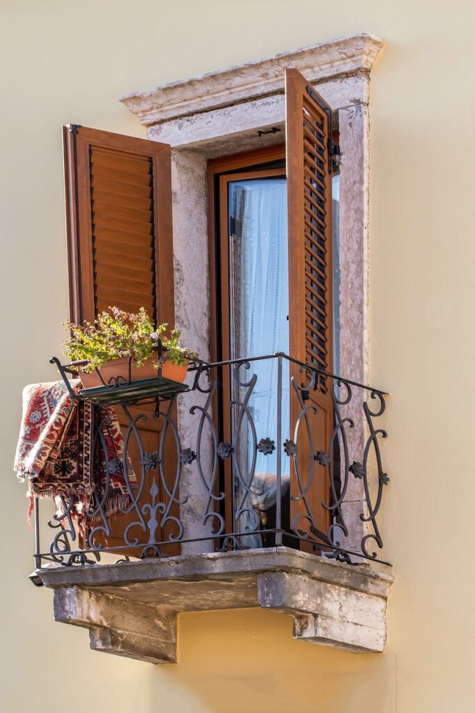 Balcony mediterranean facade image