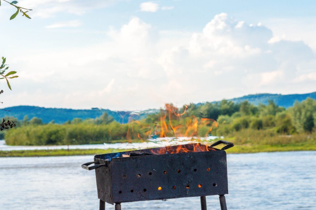 Barbecue near a lake