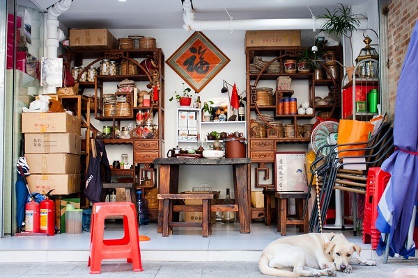 How to Easily Get Rid of Junk from Your Garage