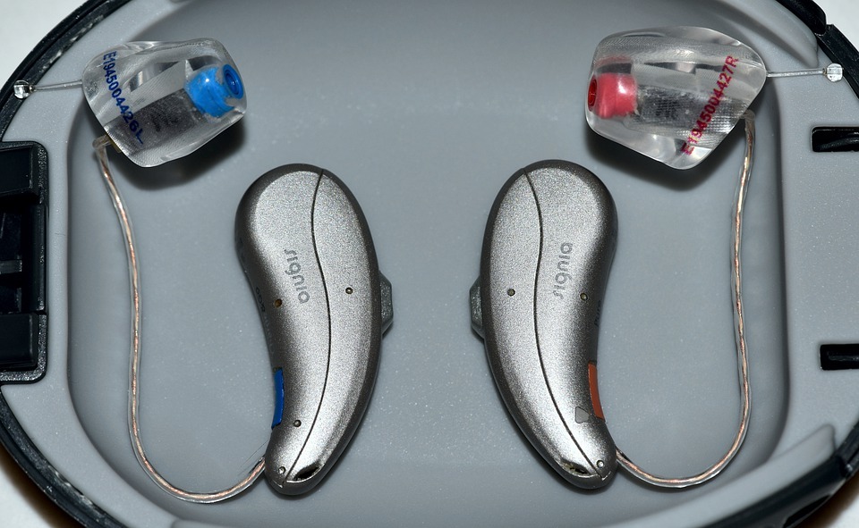 Buying Guide 4 Top Features For Buying Best Hearing Aid Guide