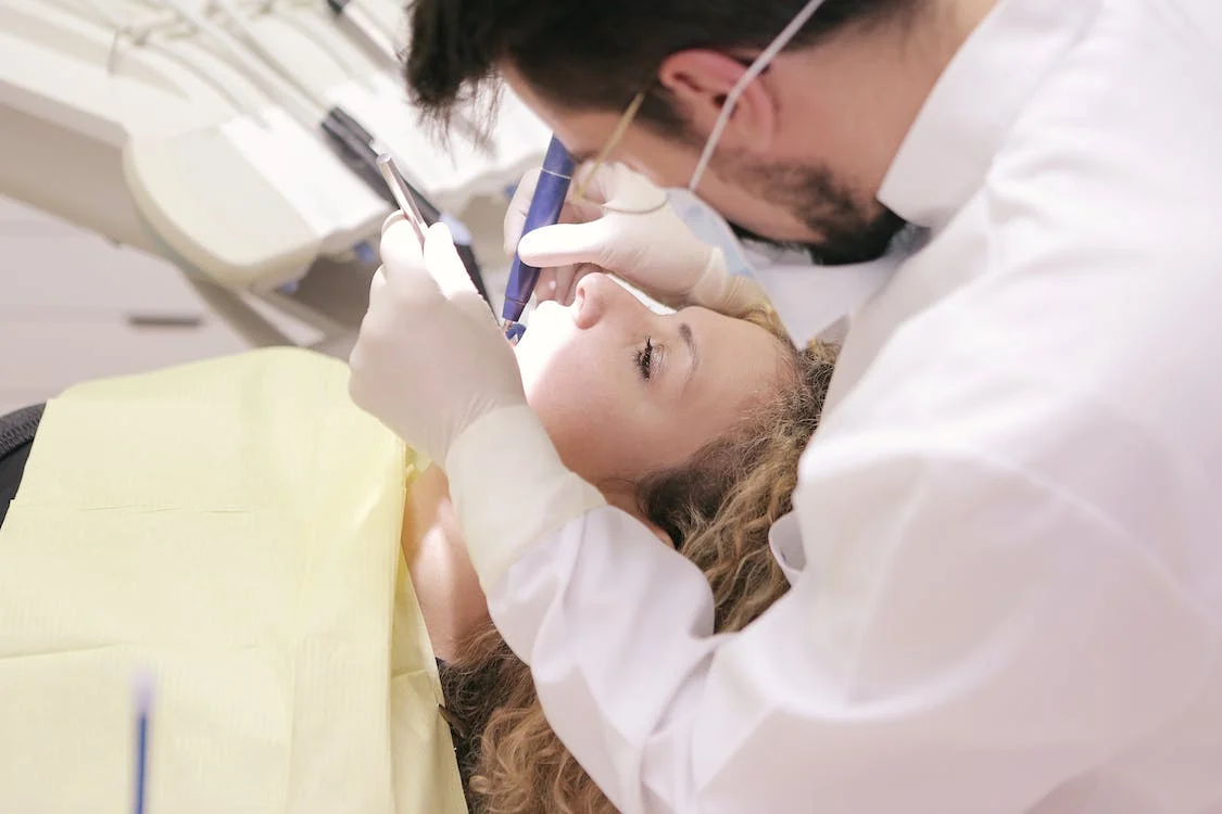 7 Signs Your Child May Need To See The Dentist