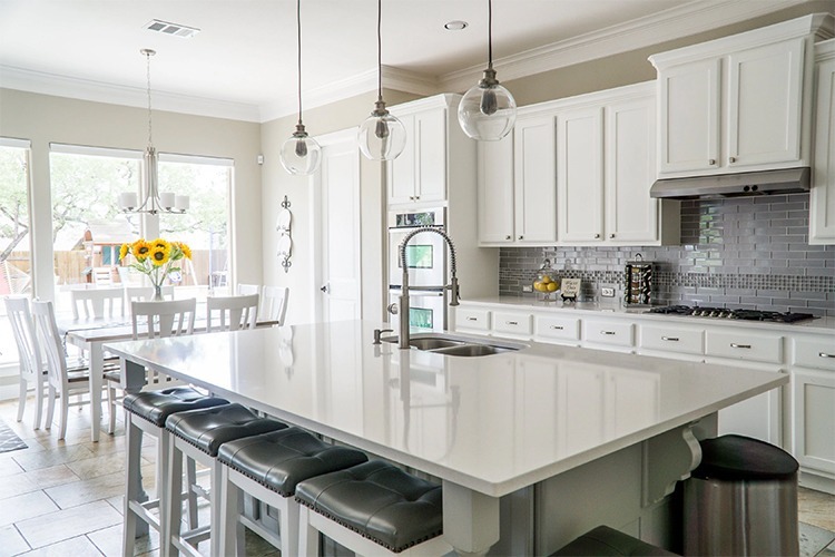 How to buy stunning yet affordable kitchen cabinets in Miami