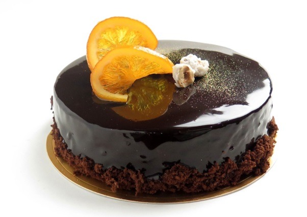 Indulge yourself with a slice of chocolate cake heaven!