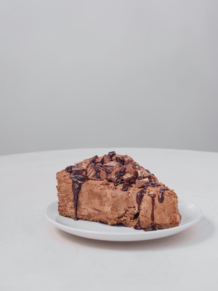A slice of chocolate cake image