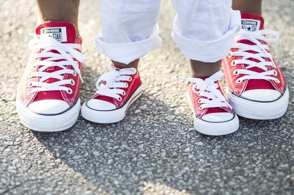 How to Buy Sneakers for Your Child: 4 Helpful Tips