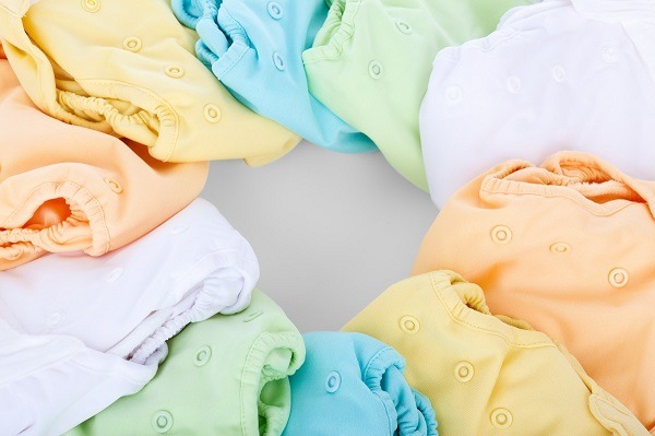 Choosing Right Baby Clothes According To Season