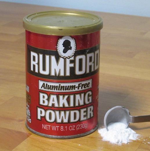 A can of baking powder