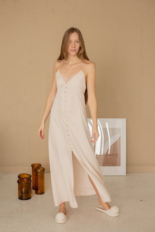 Tips to Consider Before Buying a Maxi Dress