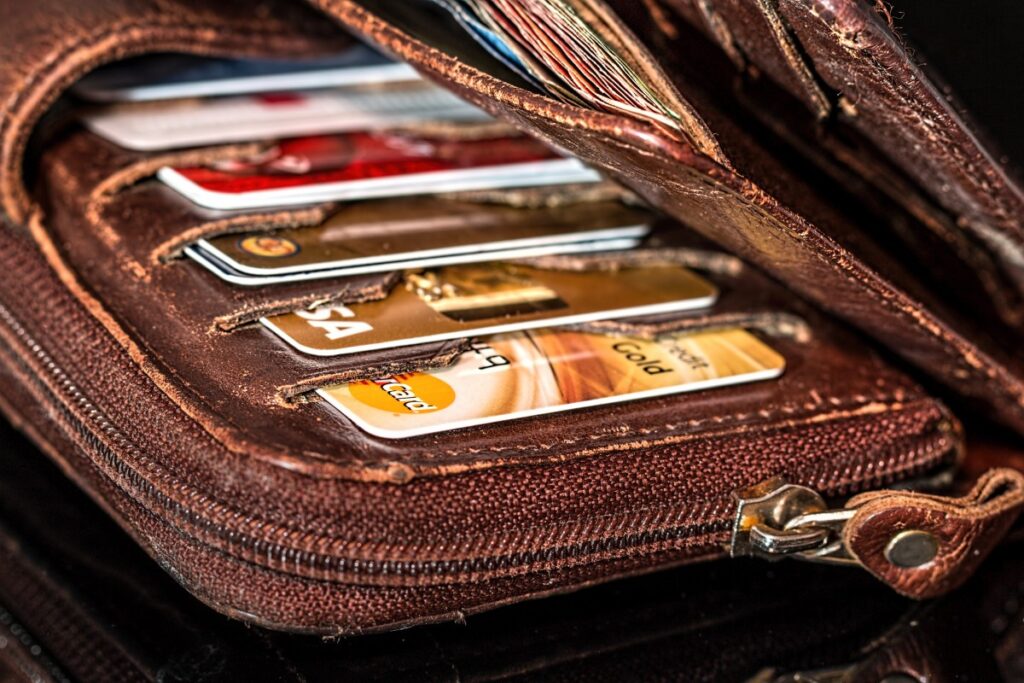 credits cards in a wallet image