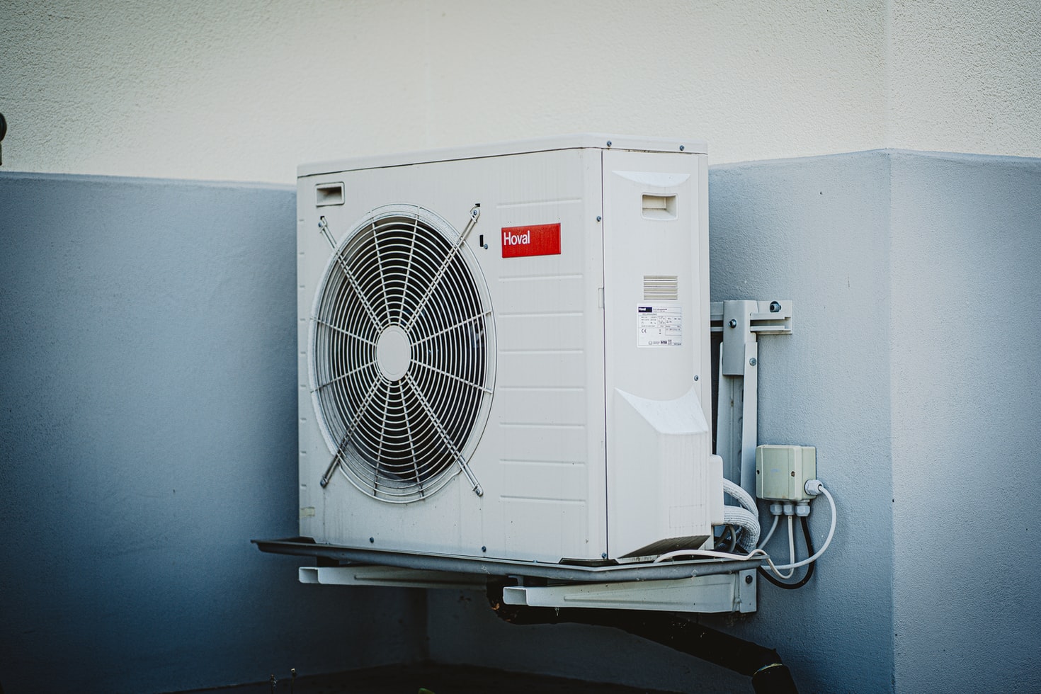 Why Do You Need Professionals For Your Air Conditioning Installation