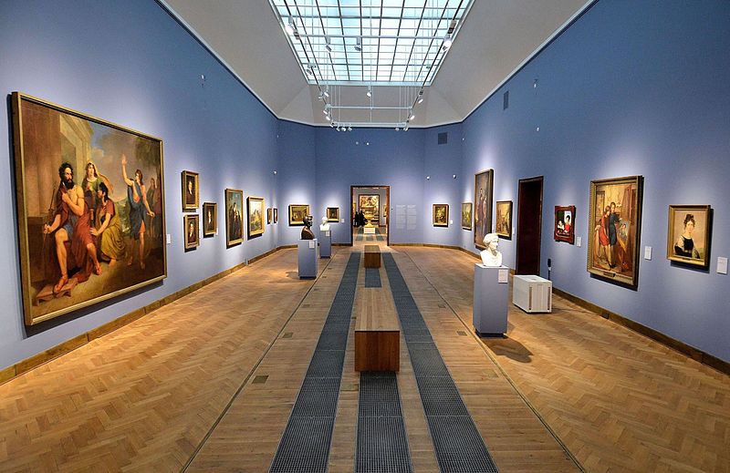 Computer-led LED lighting allows enhancement of unique qualities of paintings in the National Museum in Warsaw