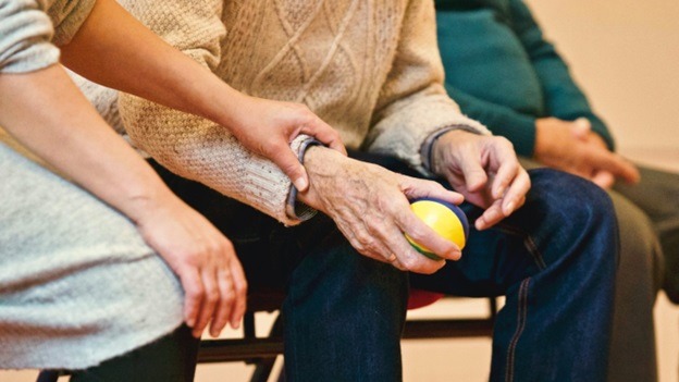 6 Reasons to Move Your Loved One into a Nursing Home