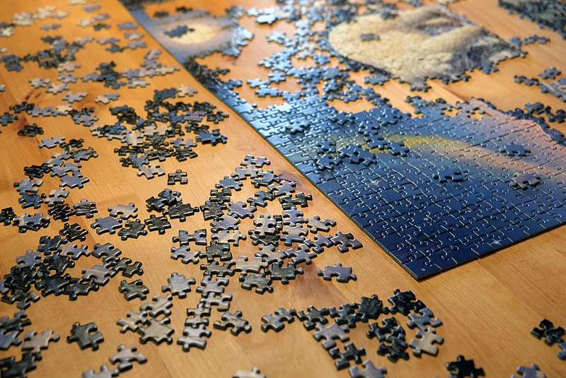 Jigsaw puzzle solving