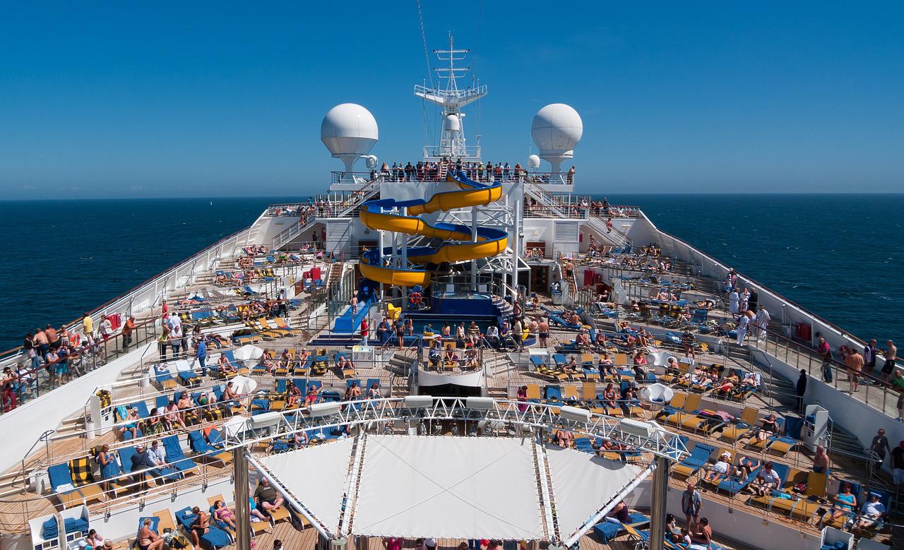 a full house cruise ship