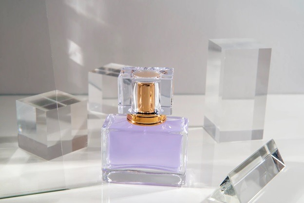 The Ultimate Guide to Choosing the Right Perfume