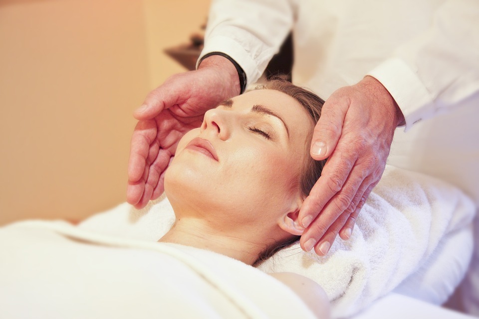 women getting a postpartum massage treatment