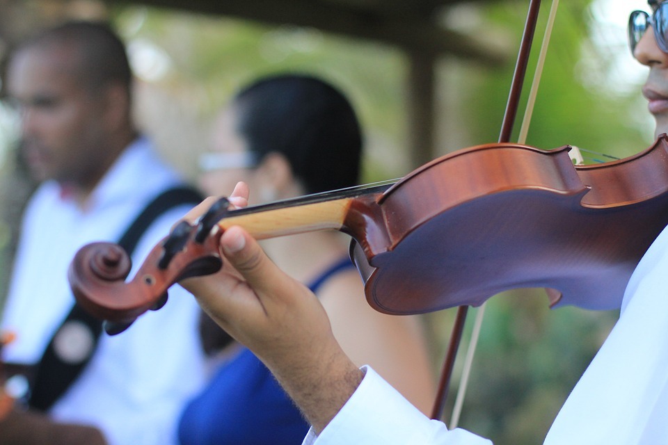 Discover the Melodic Magic of Melbourne Wedding Musicians