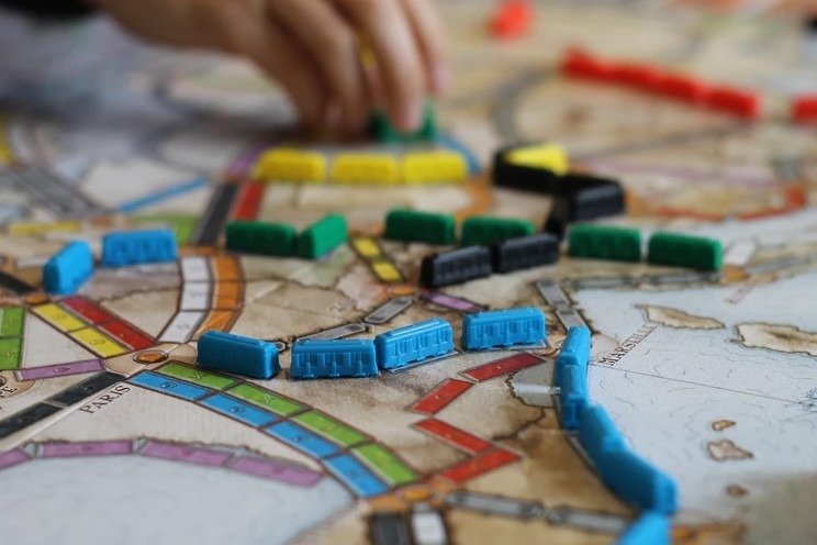 Can Homeschoolers Benefit From Board Games