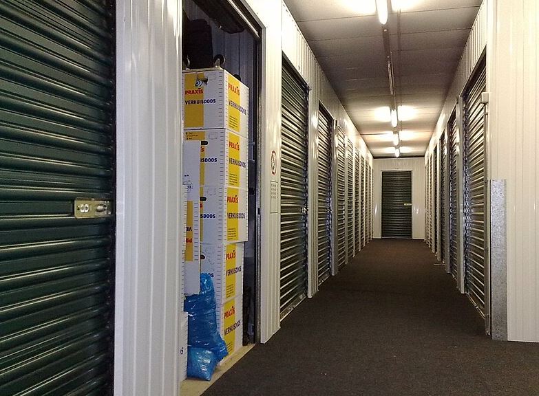 The Ultimate Guide to Finding the Best Self-Storage Deals