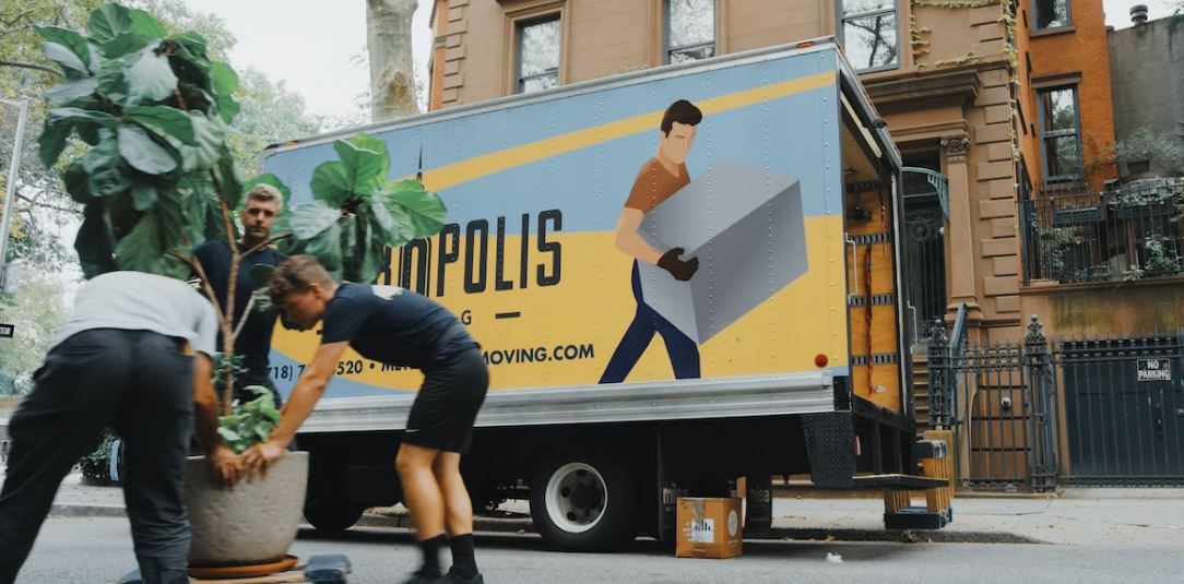 Yellow movers truck