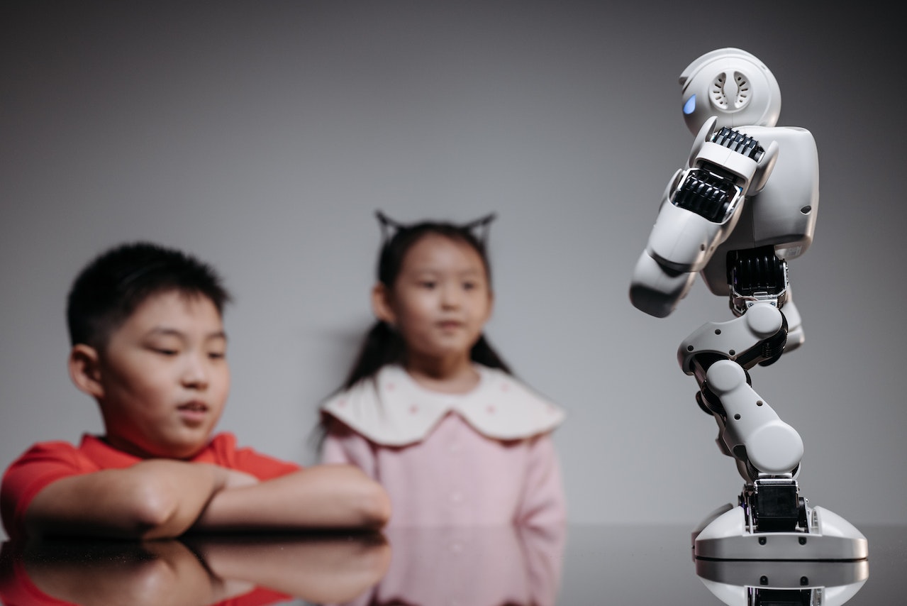 Exploring Robotics for Kids and Python: A Perfect Blend of Technology and Creativity