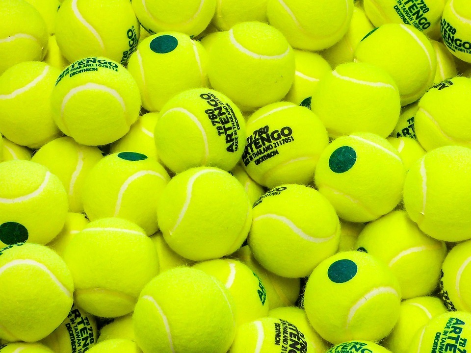 a-pile-of-tennis-balls
