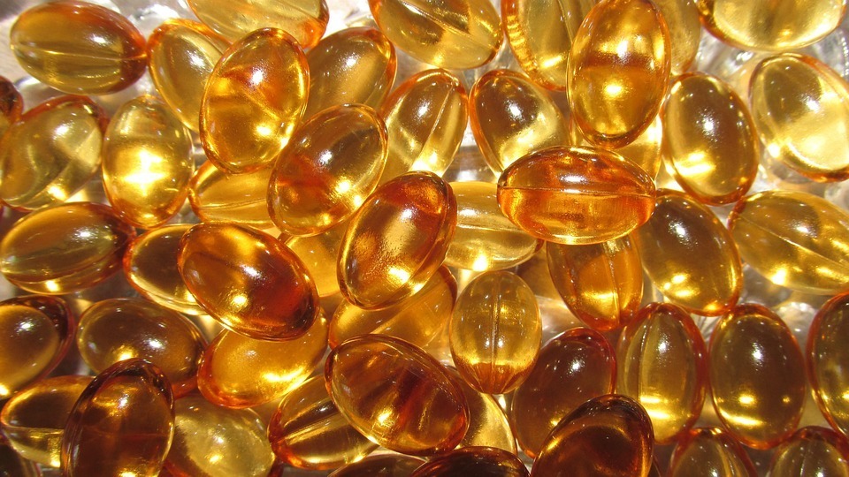 closeup-shot-of-vitamin-E-capsules