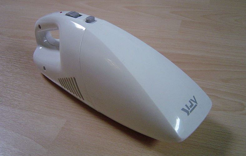 Handheld-Vacuum