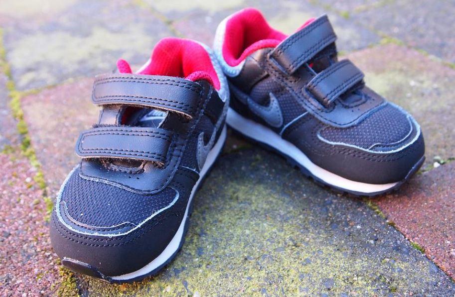 nike-baby-shoes-with-Velcro