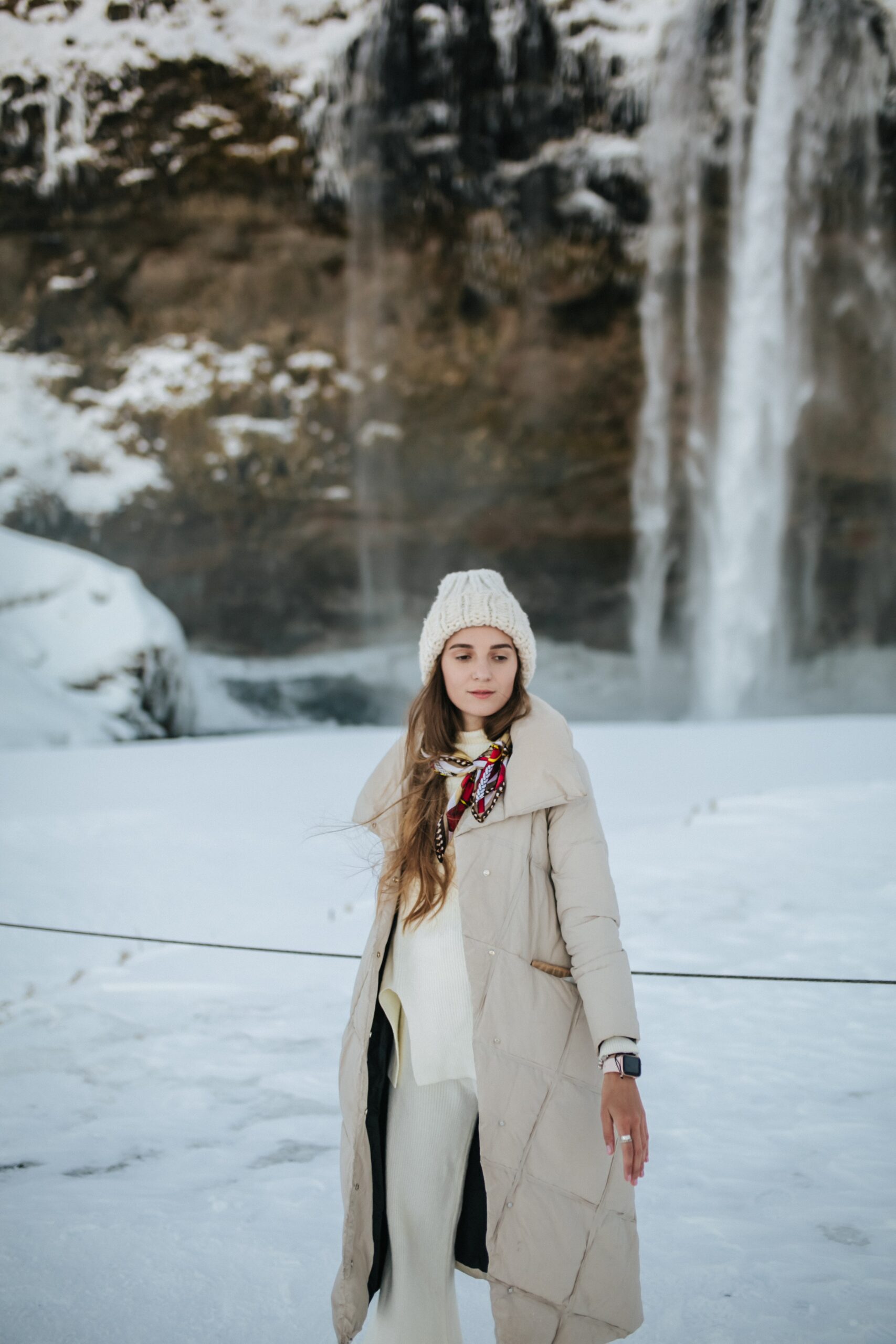 Frosty Fashion Stylish Winter Outfits for Every Occasion