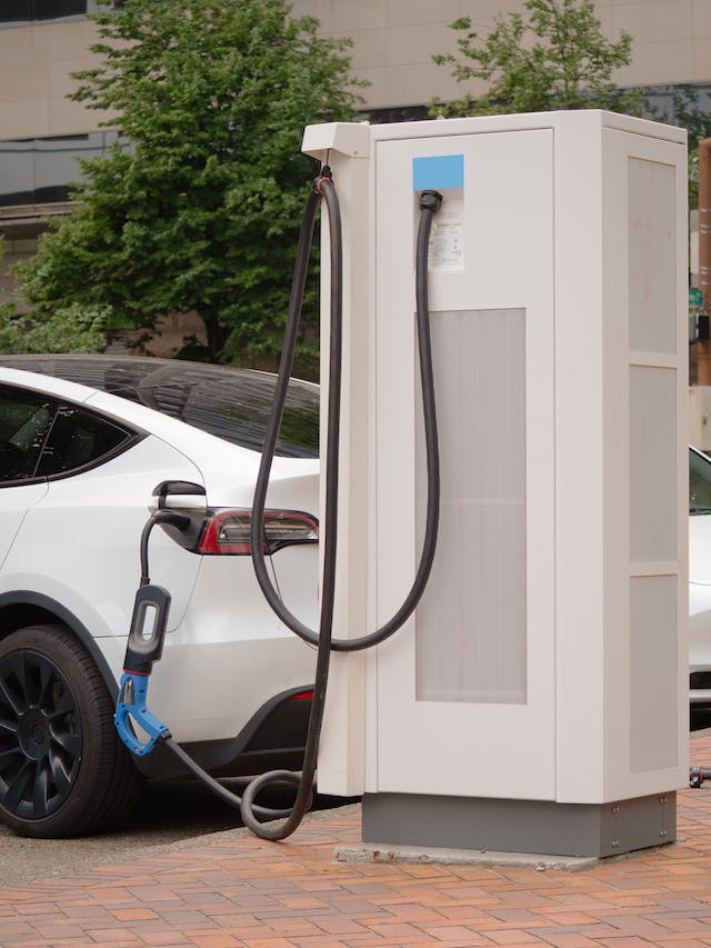 Integrating Commercial EV Home Charging into Your Business Strategy