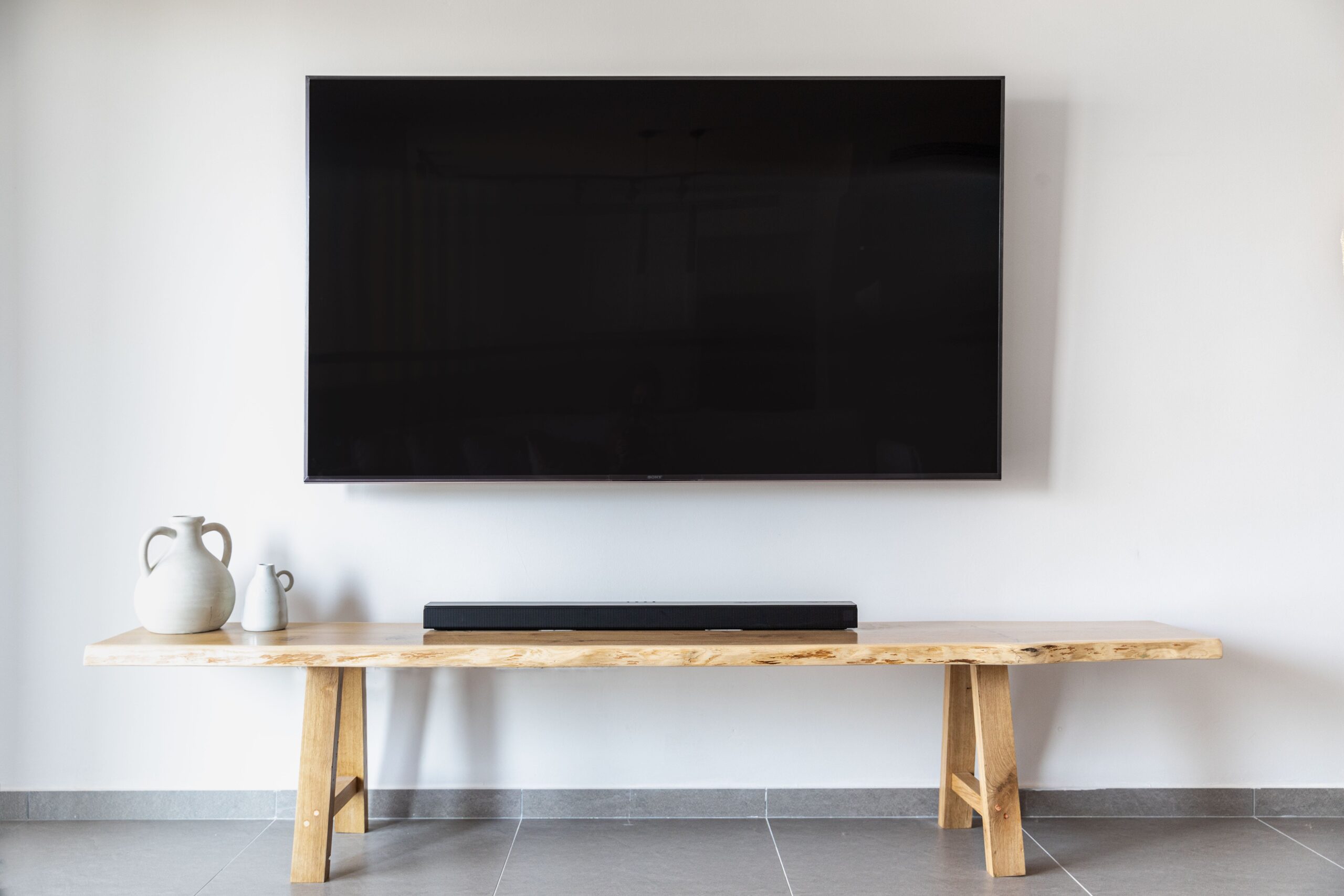 Assessing Wall Strength for TV Mounting in UK Homes A Detailed Guide