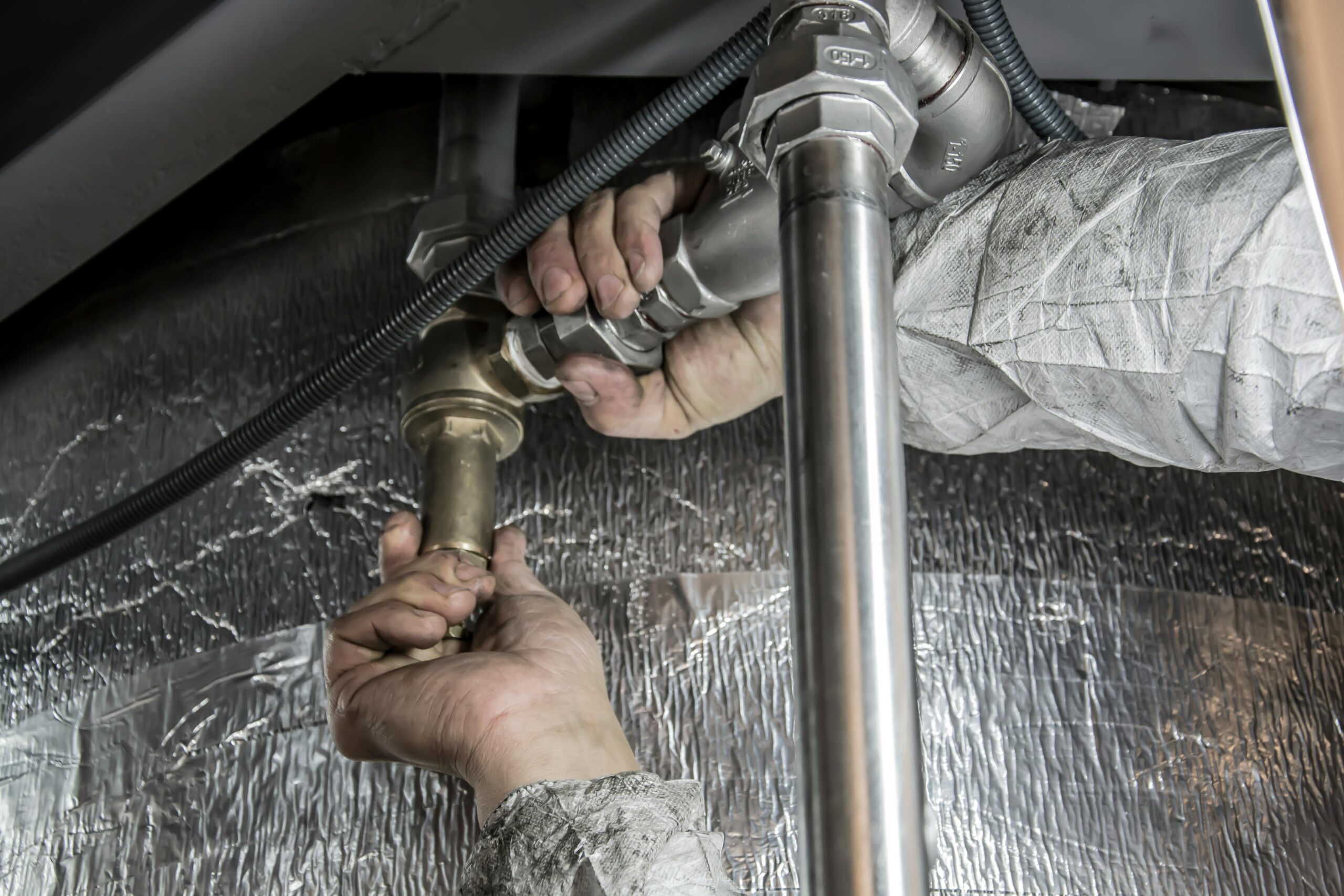 Understanding the Basics of Home Plumbing Maintenance